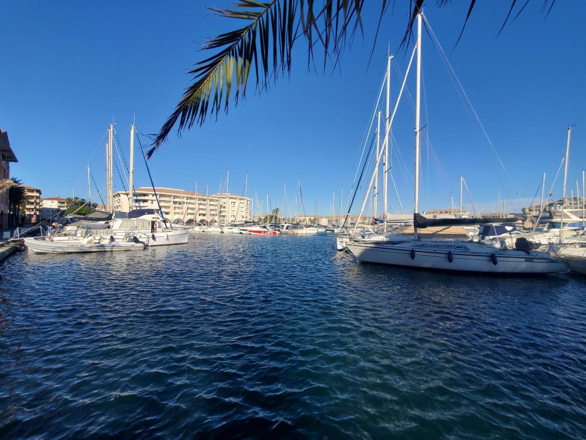 Residence Cap Hermes, Incroyable Vue Sur Le Port, Fréjus 외부 사진